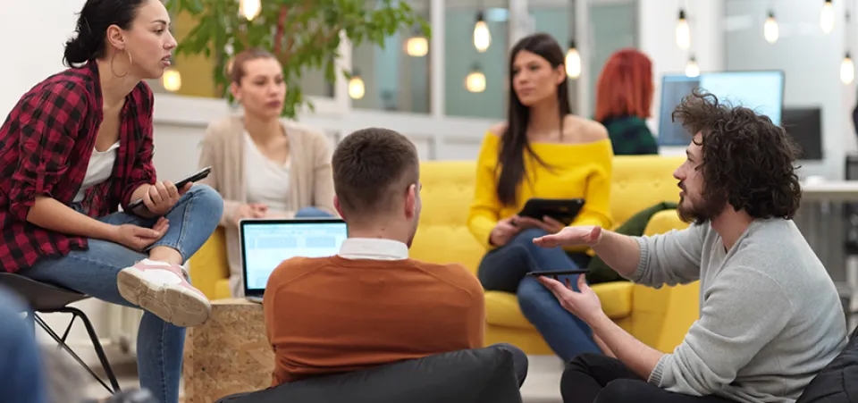 Account Managers & Solution Architects: Problem-Solving Experts | Acro Media