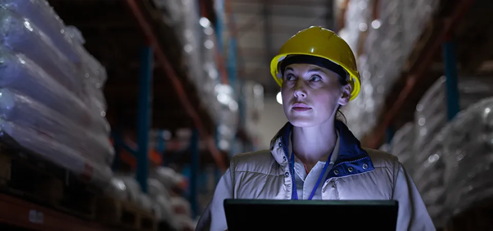 Navigating B2B Digital Transformation: Choosing Your Partner | Acro Commerce
